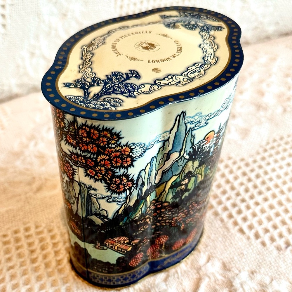 Vtg Jacksons of Piccadilly London Morning Tea Tin Canister Unique Shape
Tiffany - Picture 3 of 11